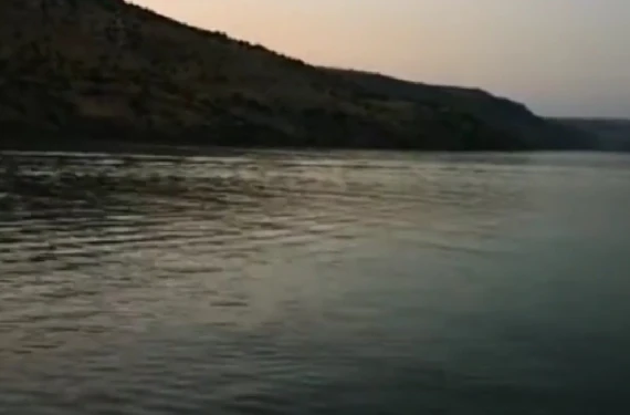 Sularda mahsur kaldılar...