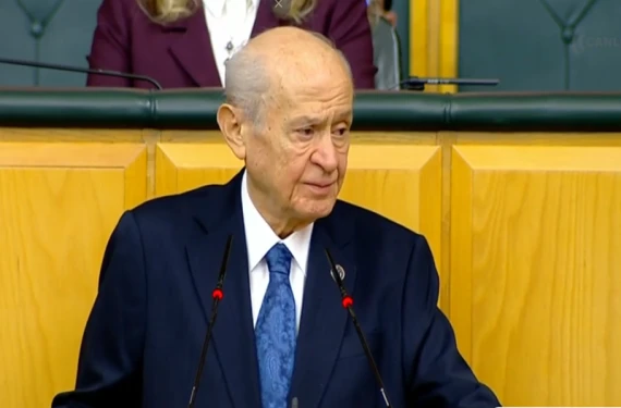 MHP lideri Bahçeli gözyaşlarını tutamadı: