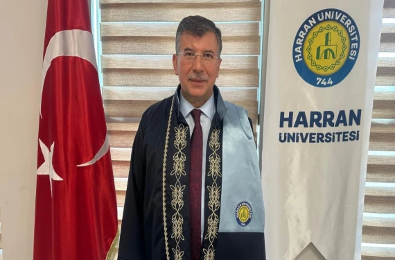 “Doktor” unvanını aldı