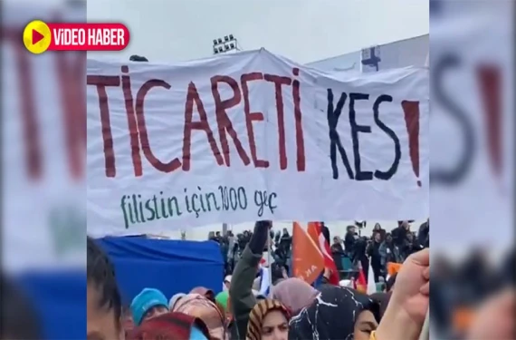 Erdoğan'ın katıldığı mitingde 'İsrail'le ticareti kes' pankartı açmışlardı!