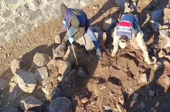 Toprağı kazıp çıkardılar...