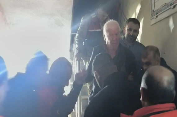 Aile güzel haberin peşinde...