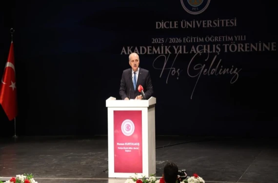 Komşu ilde konuştu