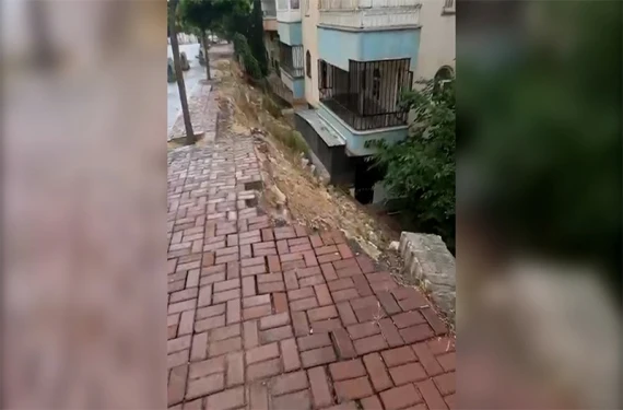 Bir yıldır böyle!