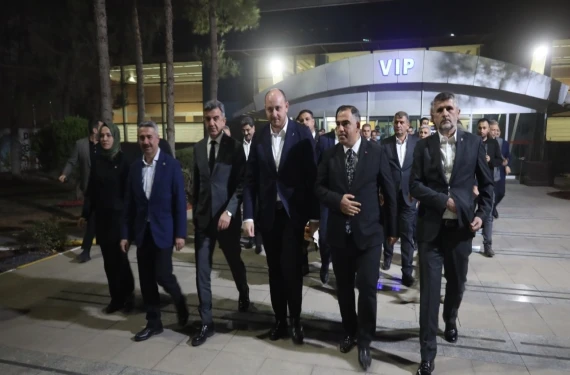 Komşu ilden de karşılamaya geldiler...