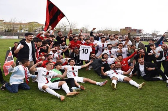 Şanlıurfa ekibi futbol tarihine geçti!