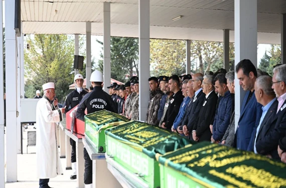 Bir aile yok olmuştu...