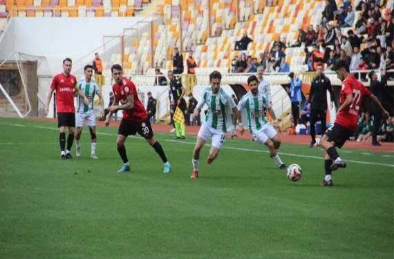 Karaköprü Belediyespor farklı kaybetti