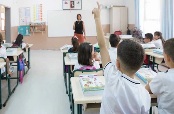 Tarihlerini değiştirdi