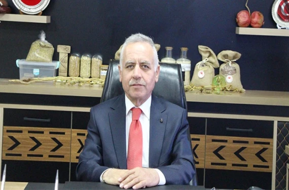 Görevine başladı