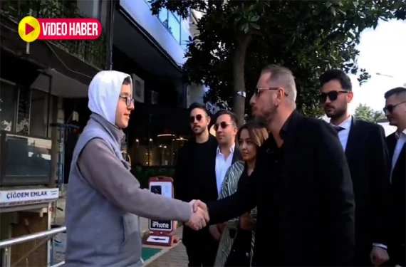 Aday gibi davrandı, esnafı gezdi: