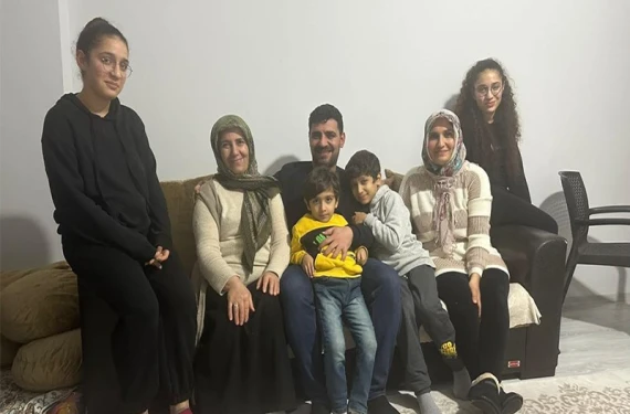 Aile hasret giderdi