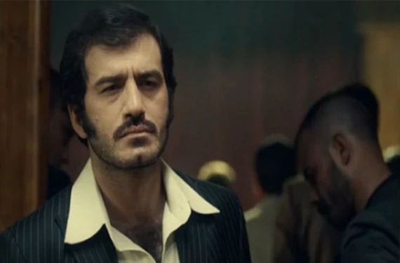 Restoran bastı, haraç istedi