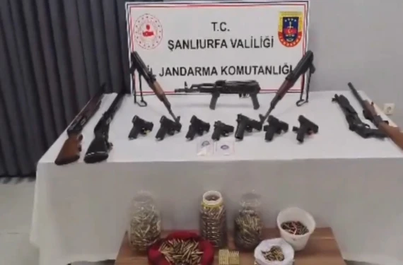 Ele geçirilen silahlar cephaneliği aratmadı