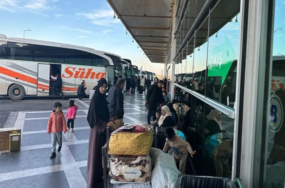 Şanlıurfa’daki Suriyeliler otogara akın etti!
