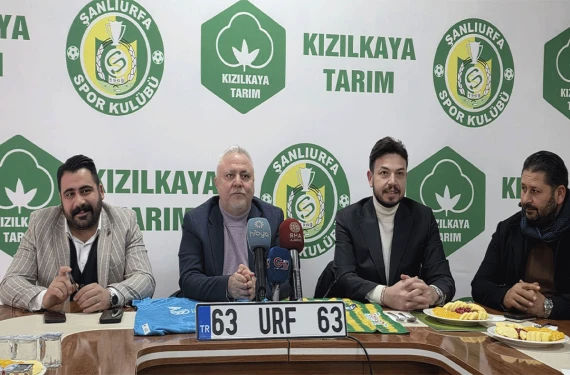 Aracı kulübe hibe etti