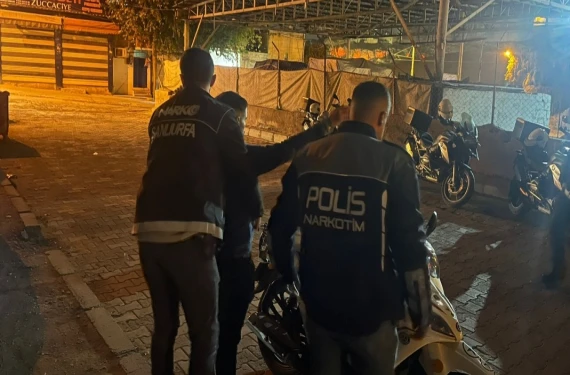 Gözaltılar var...