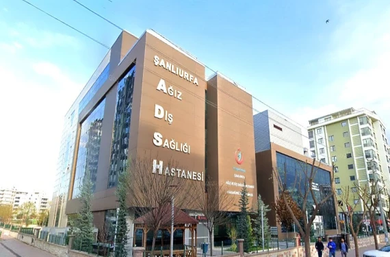 Klinik elemanından doktor rolü...