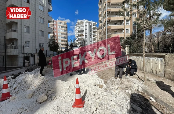 Toprak altında kalanlar var