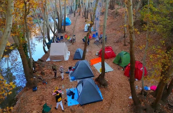 Şanlıurfa sınırlarını aştılar, şelaleye kamp kurdular: