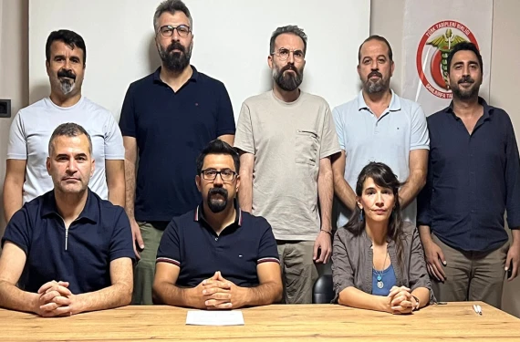 “Görevine iade edilmeli”