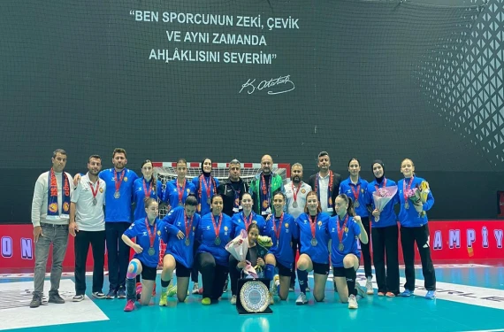 Toprak sahada başladı, 1. Lig’de taçlandı