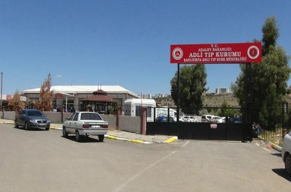 Banyoda ölü bulundu