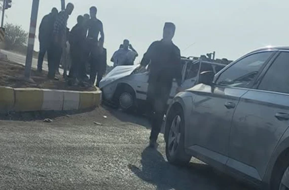 Araçlar birbirine girdi