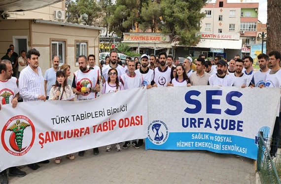Şanlıurfa’da sağlıkçılardan saldırıya tepki!