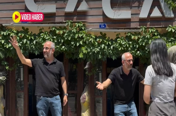 Kafe kapısında sınav nöbeti:
