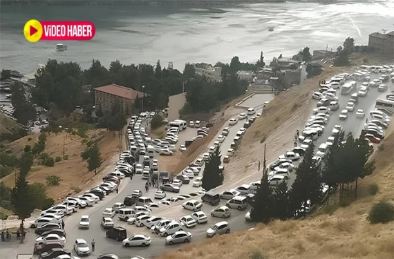 Araçlar ilçeye sığmadı…