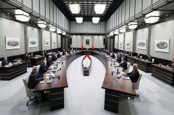 3 eski isim dönüyor