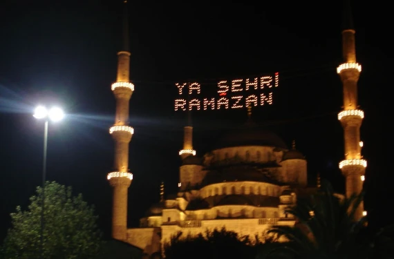 Kaç saat oruçlu olacağız?