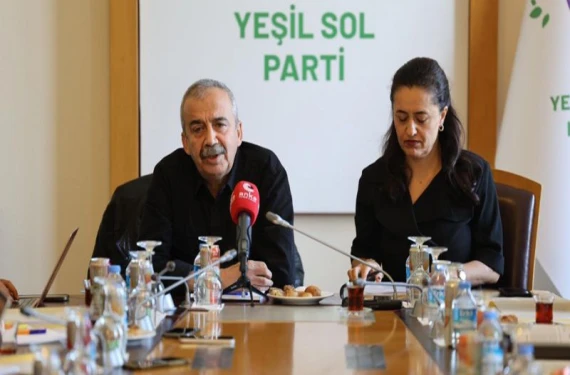 Sırrı Süreyya Önder’den flaş iddia