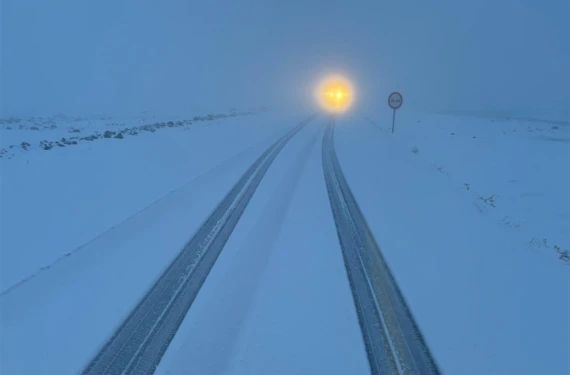 Yol trafiğe kapatıldı