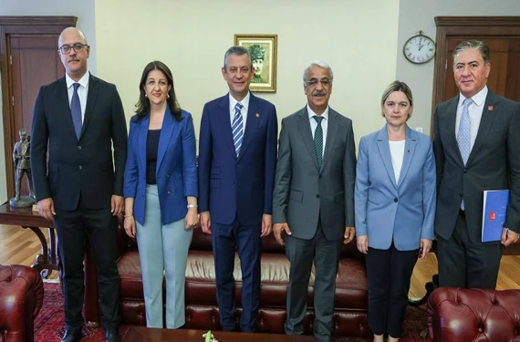 Siyasette süreç trafiği hızlandı!