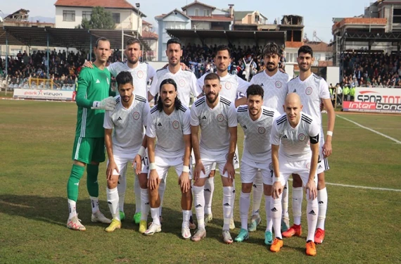 Farkı koruyor