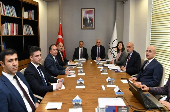 Projeler konuşuldu