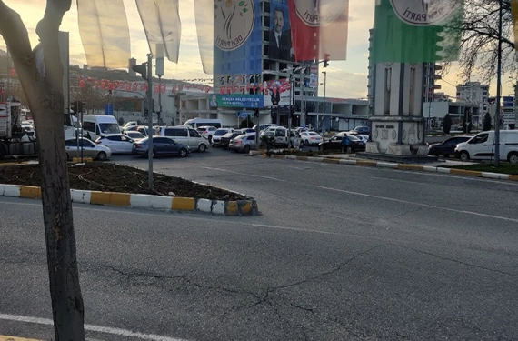 Işıklar arızalanınca trafik kilitlendi