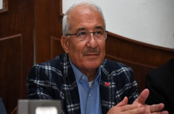 Vekilin servetini aldılar