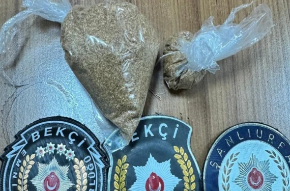 10 suç kaydı bulunuyor!