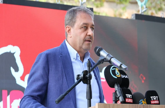 Festivale katıldı