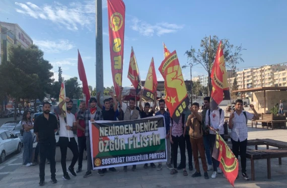 SEP de İsrail’e lanet sloganları attı