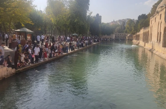 Sonbahardaki yaz havası Şanlıurfa'ya yaradı