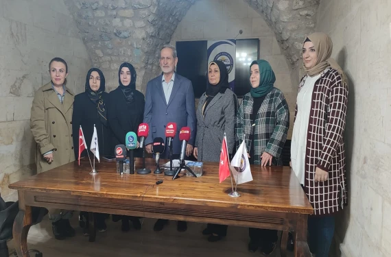 Kadın adayların azlığı dikkat çekiyor