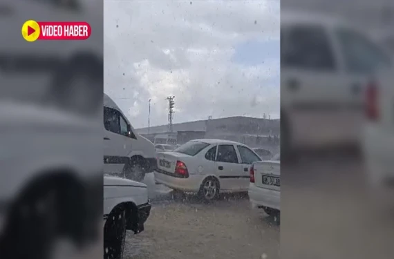 Şanlıurfa'da böyle dolu yağışı görülmedi!