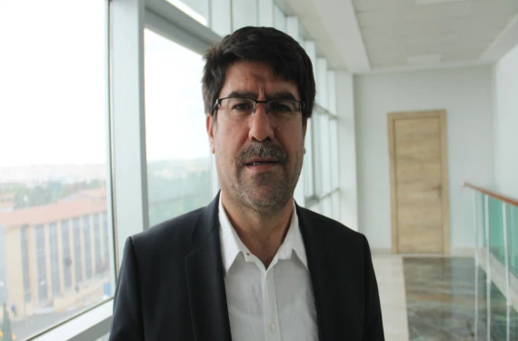 Mülakat üzerindeki soru işaretleri giderilmeli