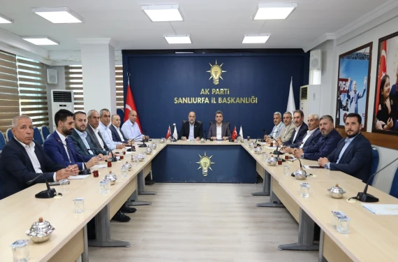 AK Parti Şanlıurfa İl Başkanlığı'nda önemli toplantı!
