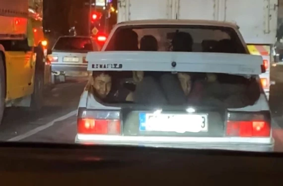 4 çocuğu bagaja koydular...