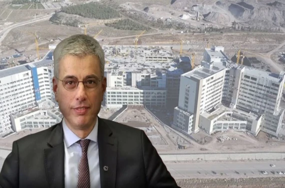 Gözler “Şehir Hastanesi”nde